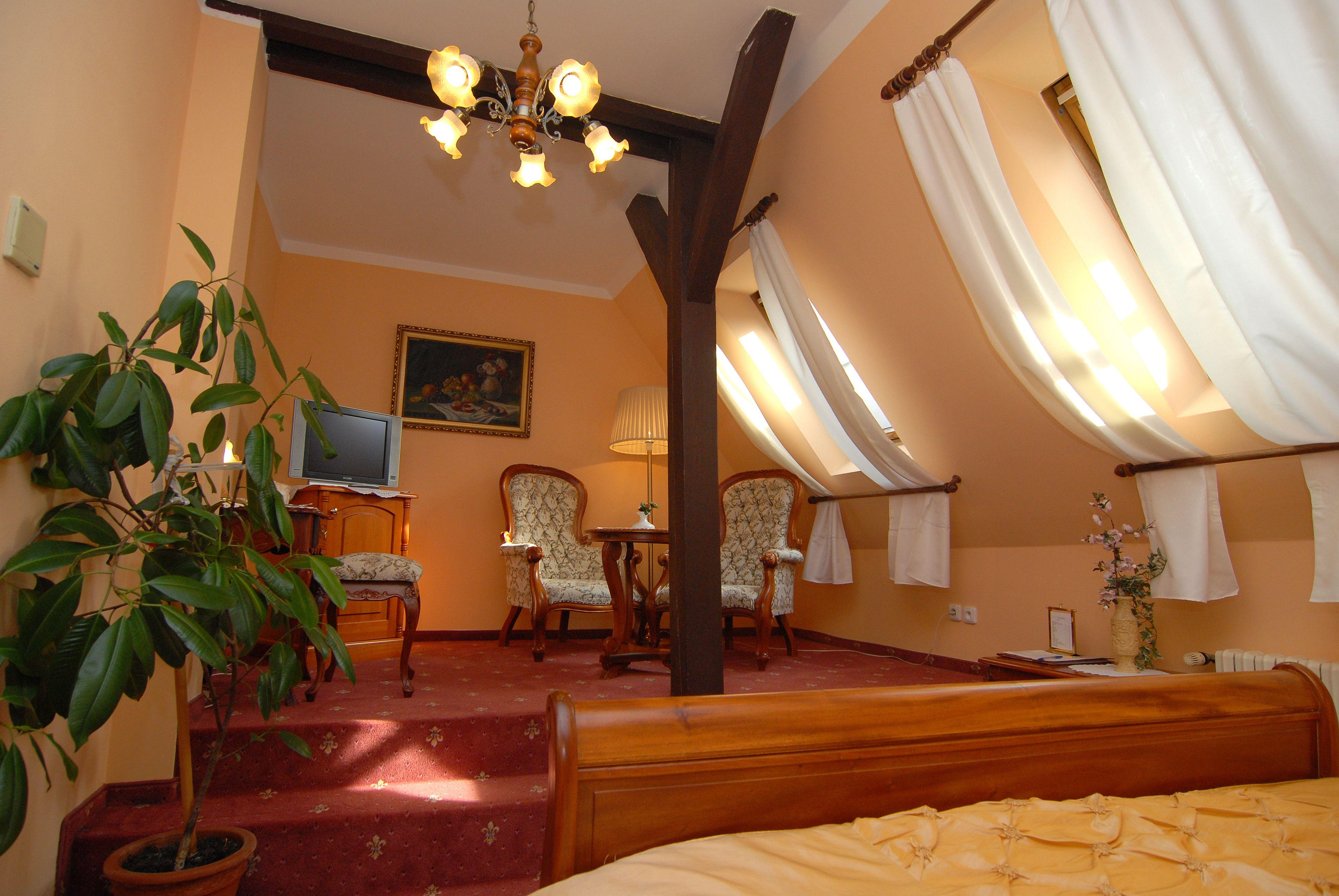 Hotel Opera — Zdjęcia 1